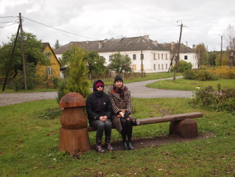 MEELIKE JA KAISA PIIA VIIVIKONNAS