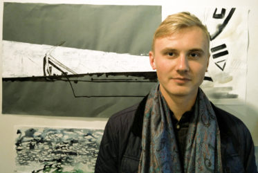 Rait Lõhmus (BKL 1) ja visand Lennusadama kailt EKA Disainiteaduskonna joonistamise/maalimise praktikalt mais 2016.