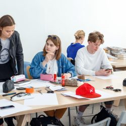 32154054_2230971340254310_8085546590674092032_o_800x800_acf_cropped