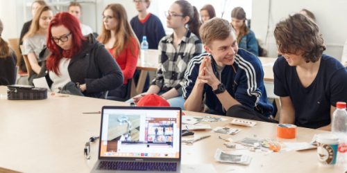 46495298_2599349850083122_9091611292141092864_o_600x300_acf_cropped