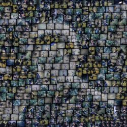 Fotokunsti-akadeemia_Urmas-Kaldaru_Hullud_pildil_100x135cm_2020-scaled_800x800_acf_cropped