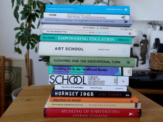 raamatud_kunst ja haridus_maarinil