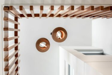 krystal-black-WVVMFgZjink-unsplash