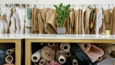 pexels-ksenia-chernaya-3965543-2-scaled-aspect-ratio-1920-1080