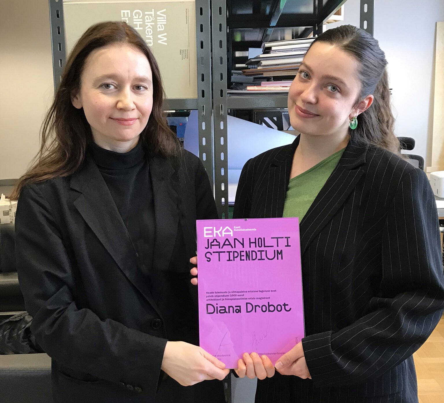 2024 year’s J. Holt scholarship for Diana Drobot