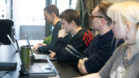 EAA-48-aspect-ratio-1920-1080