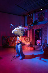 ants1_CarmenElectra_kaur-tora-11