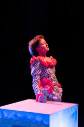 ants1_CarmenElectra_kaur-tora-19