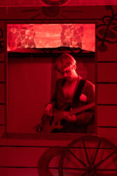 ants1_CarmenElectra_kaur-tora-5