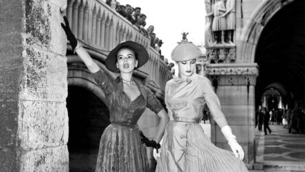 le-bal-grandiose-de-dior-a-venise-aspect-ratio-1920-1080