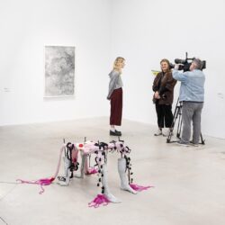 Kunstivaljal-tootmiane_Igavesti-oites_Siim-Lovi-ERR_24-scaled-aspect-ratio-1080-1080