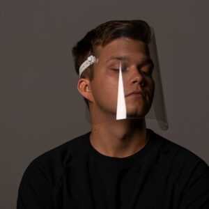 EKA tööstusdisaini tudengite kaitsevisiir: Fotograaf: Erik Heiki Veelmaa.