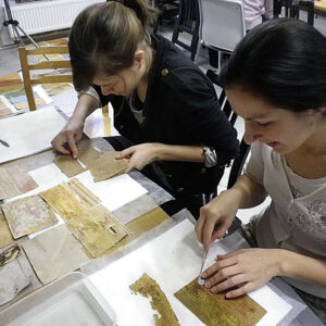 Tapeetide restaureerimine.