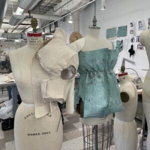 Mariam Devadze töölaud_2