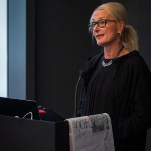 28.08_EKA arhitektuuriõppe 75. aasta avamine, ajalehe esitlus ja näituse 30x30 avamine_evertpalmets-22