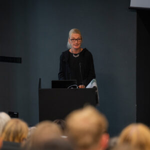 28.08_EKA arhitektuuriõppe 75. aasta avamine, ajalehe esitlus ja näituse 30x30 avamine_evertpalmets-24