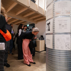 28.08_EKA arhitektuuriõppe 75. aasta avamine, ajalehe esitlus ja näituse 30x30 avamine_evertpalmets-95