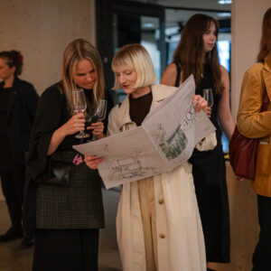 28.08_EKA arhitektuuriõppe 75. aasta avamine, ajalehe esitlus ja näituse 30x30 avamine_evertpalmets-124