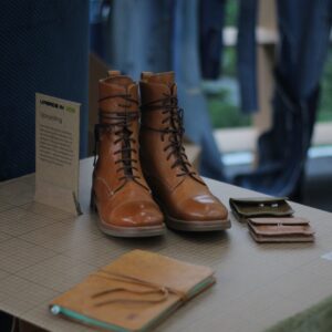 Upmade Singapuris 20254