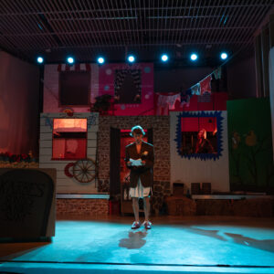 ants1_CarmenElectra_kaur-tora-29