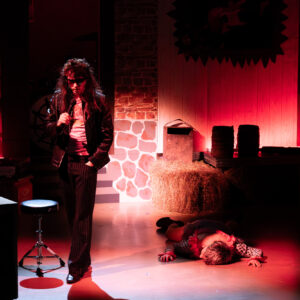 ants1_CarmenElectra_kaur-tora-35