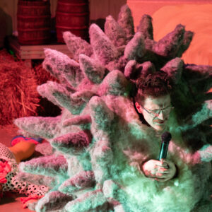 ants1_CarmenElectra_kaur-tora-37