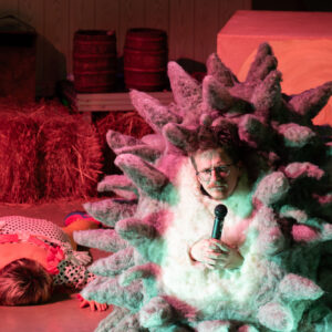 ants1_CarmenElectra_kaur-tora-38