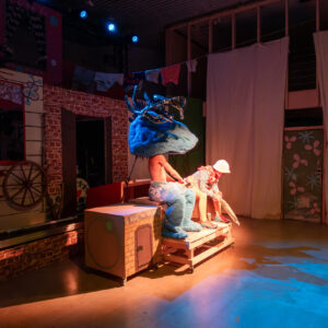 ants1_CarmenElectra_kaur-tora-50