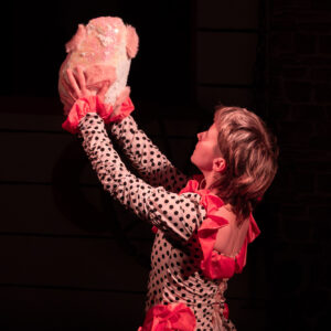 ants1_CarmenElectra_kaur-tora-60