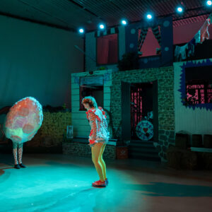 ants1_CarmenElectra_kaur-tora-65