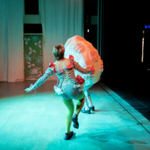 ants1_CarmenElectra_kaur-tora-66