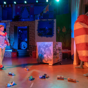 ants1_CarmenElectra_kaur-tora-73