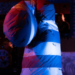 ants1_CarmenElectra_kaur-tora-76