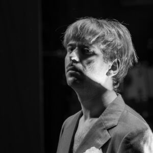 ants1_CarmenElectra_kaur-tora-83