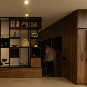 lissete-laverde-Op1TRxpm40o-unsplash-scaled-aspect-ratio-1080-1080