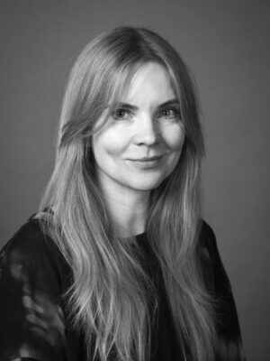 Merle_Visak_2-300x400-c