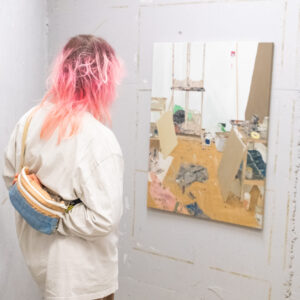 04_„Tööriistaruum, galerii” ja „Täheldusi vahetust lähedusest“ avamine EKA Galeriis_foto August Kimli_DSCF2871