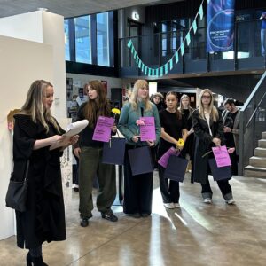 Kasulik kunst?! 2026 näituse avamine_ foto Maris Karjatse5