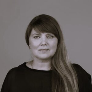Häli Siimaste_mustvalge