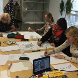 Pildil õpetajad Anu Purre tunnis, foto Kristiina Krabi-Klanberg 