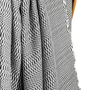 Mari Seger_Cohabitation collection_FBN Gazing_photo4_valgetaust